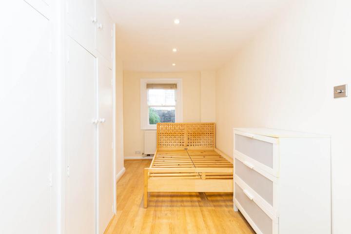 A recently redecorated and cosy one bedroom flat  in De Beauvoir Town Buckingham Road, Dalston